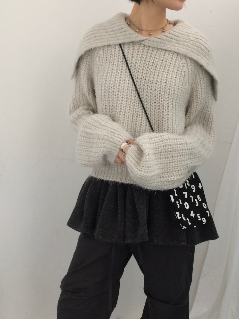 Shoulder collar loose knitwear