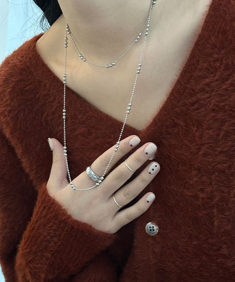 twe necklace