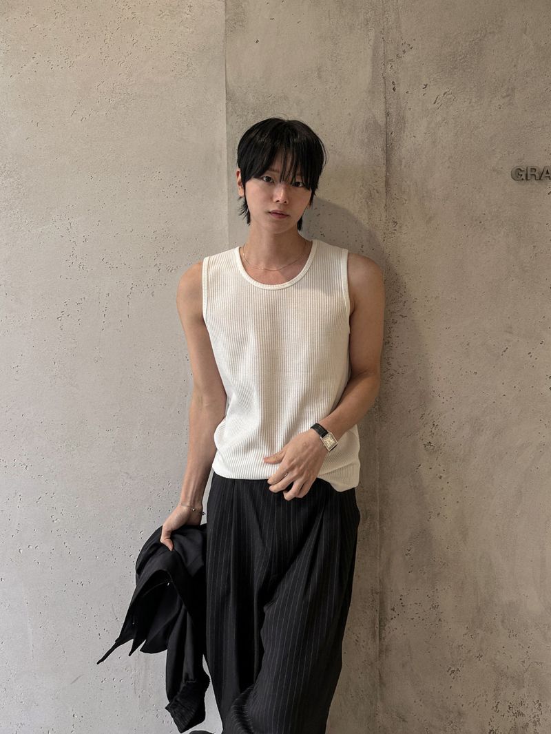WHAT A LOOK(ワット ア ルック)の「Cos waffle sleeveless(Tops)」