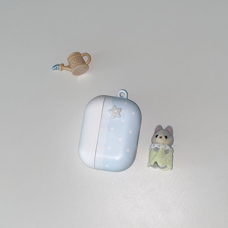 [MADE] LACE DOT AIRPODS CASE (matte hard)