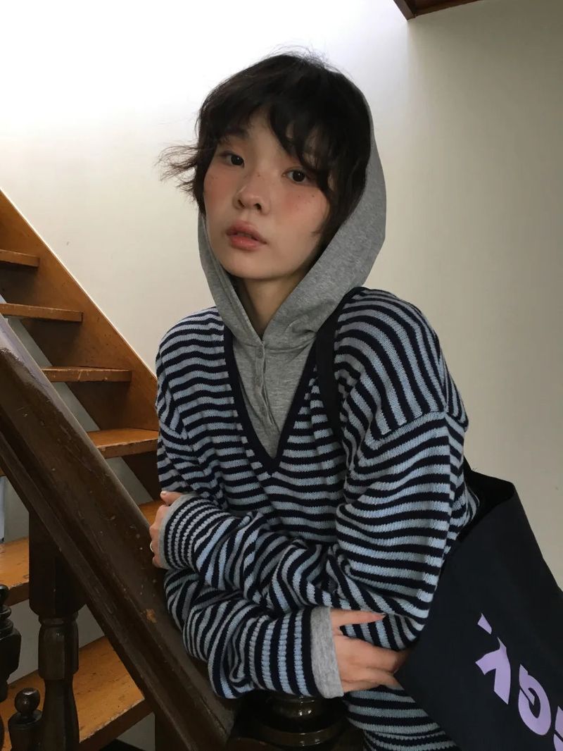 Cebu striped V-neck knit (2color)