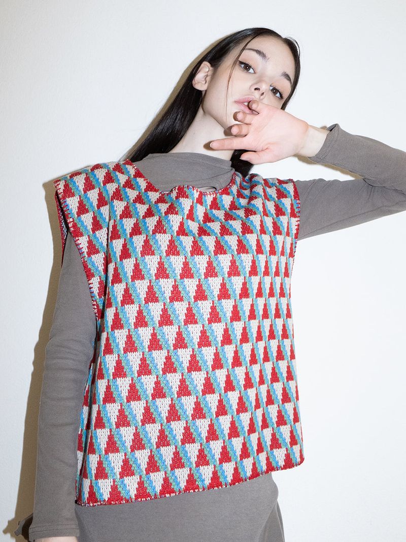 Suid Knit Vest (RED)