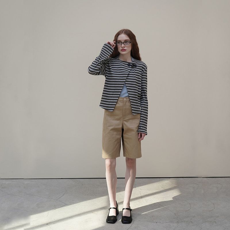 UBEIGE（ユーベイジ）の「Beige Line Burmuda Pants（Pants）」
