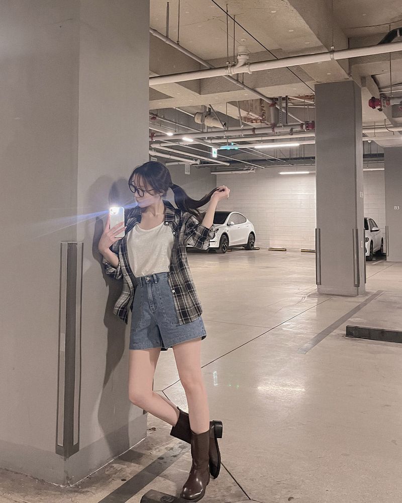 Pocken denim shorts