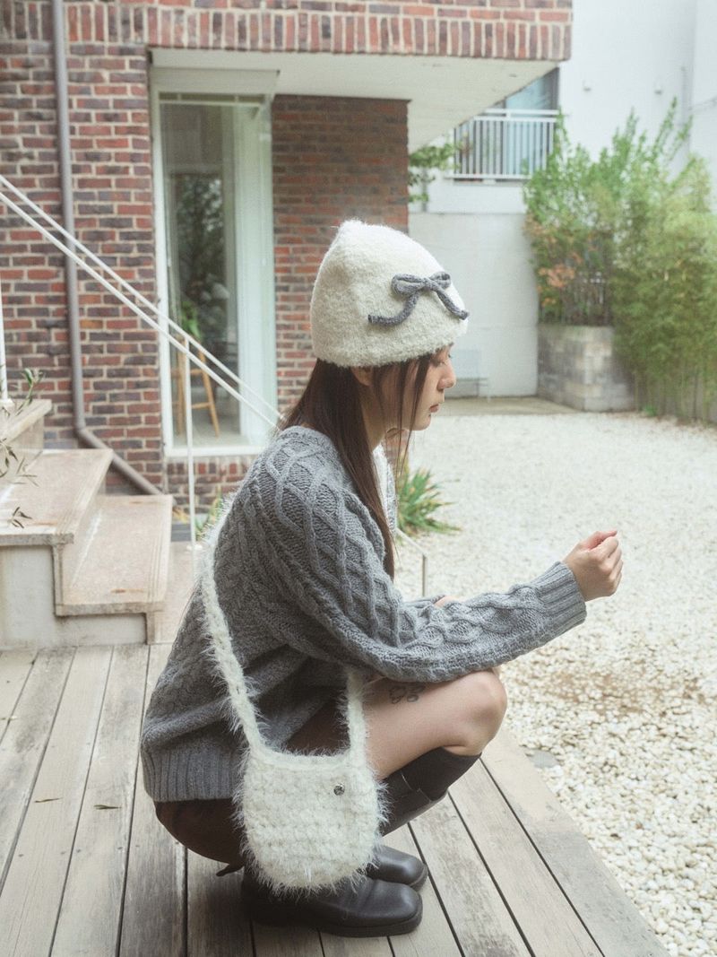 Ribbon Lettering Beanie - Ivory