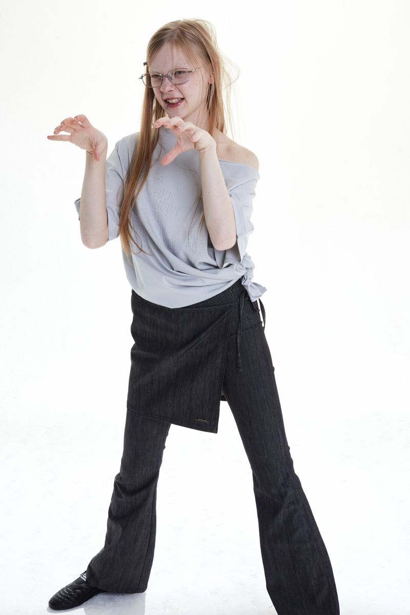 DEPARTURE CUBIC UNBALANCED TOP (GRAY)