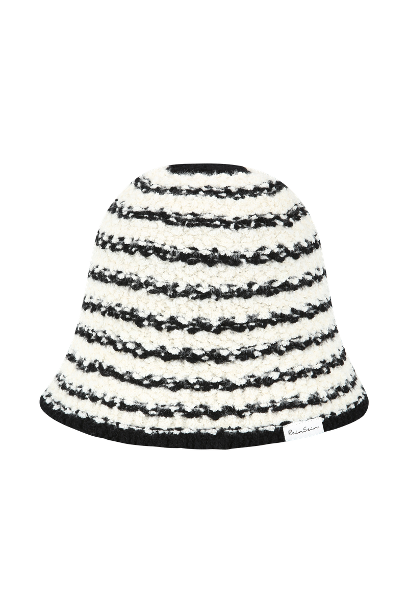 ST puffy bucket hat