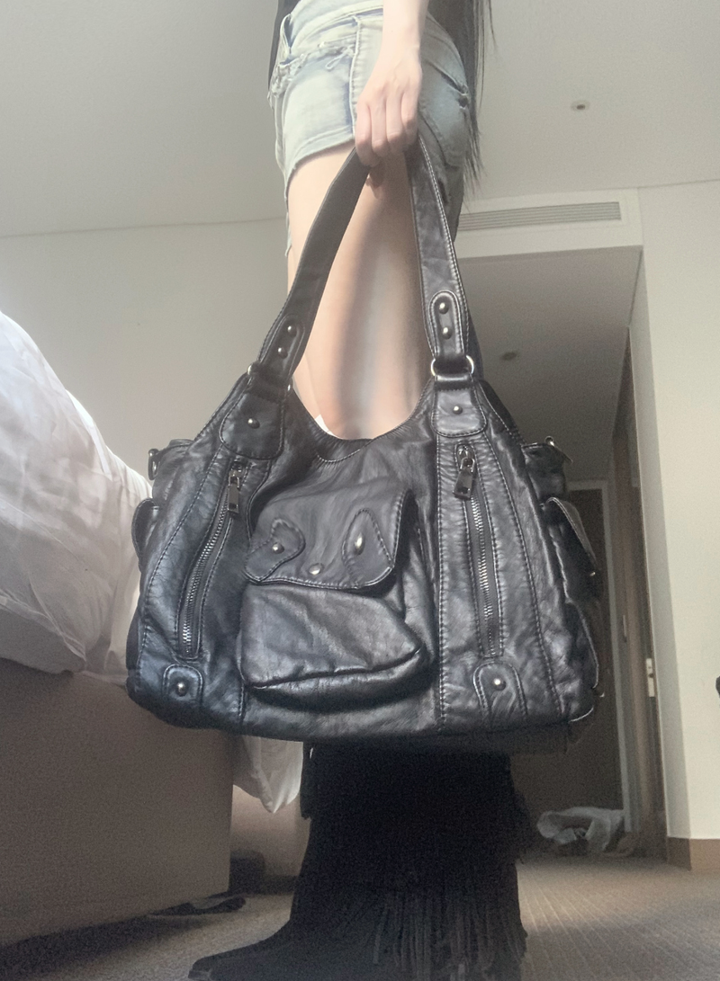 suzen(スゼン)の「Niyapu y2k pocket big shoulder bag(Bags)」