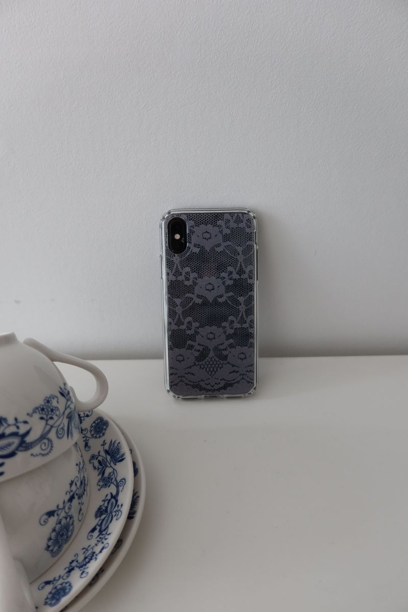 ラブウィズレースゲルハードケース (dark ver.grey)
