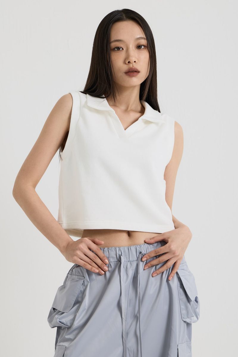 vadefy（ベイディフィー）の「ノースリーブカラーベスト, White（トップス）」
