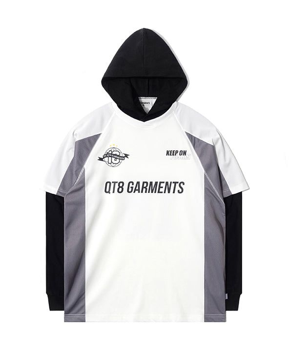 QT8 GARMENTS（キューティーエイトガーメント）の「BN 3R サッカーレイヤードフードジャージ（トップス）」