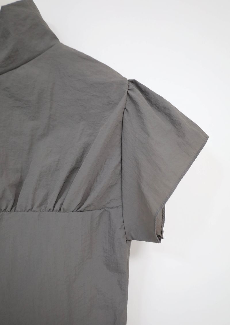 slim puff zip-up
