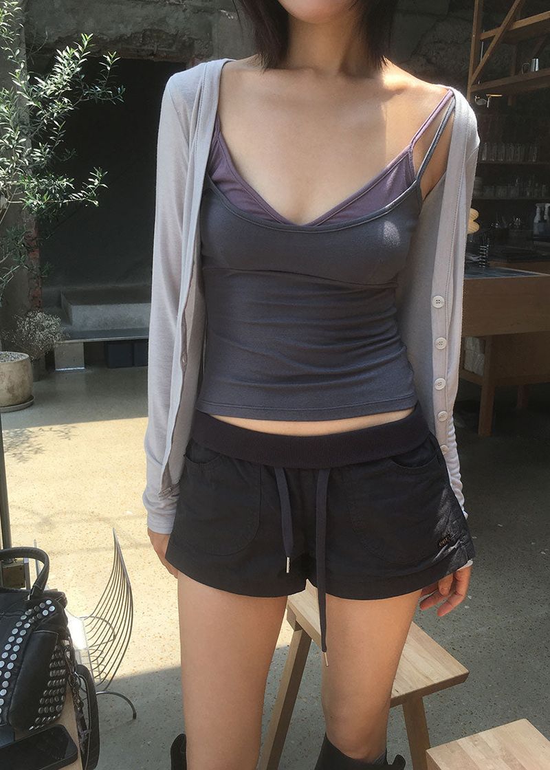 eon（イオエン）の「LAYER CROP SLEEVELESS (3color)（Tops）」