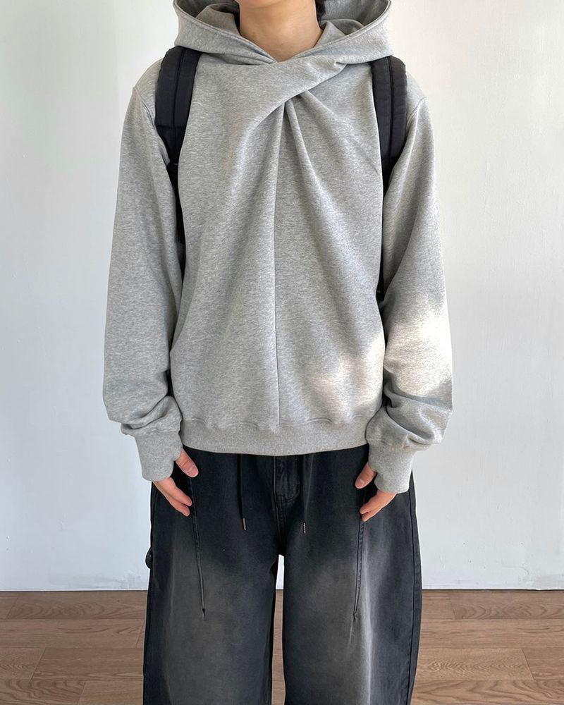 IDF（アイディーエフ）の「Twist Fingerhole Hoodie（Tops）」