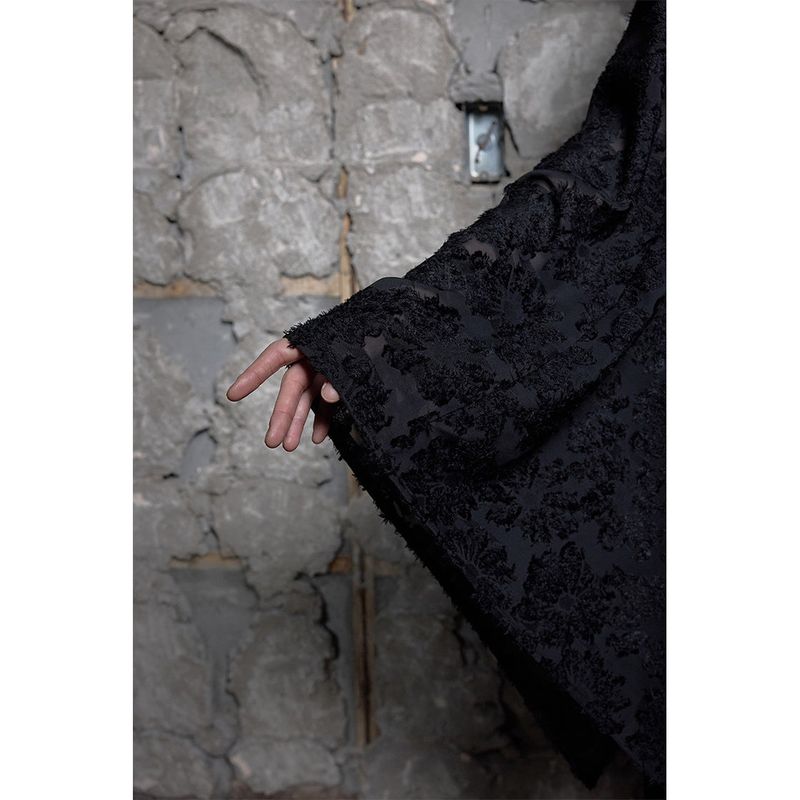 RIBBON TIE CAPE BLOUSE