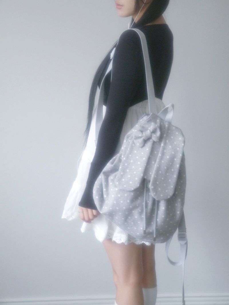 Pudgy bunny backpack _ light grey