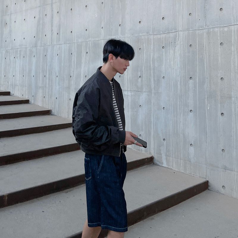 On Jerry Denim One Tuck Half Pants