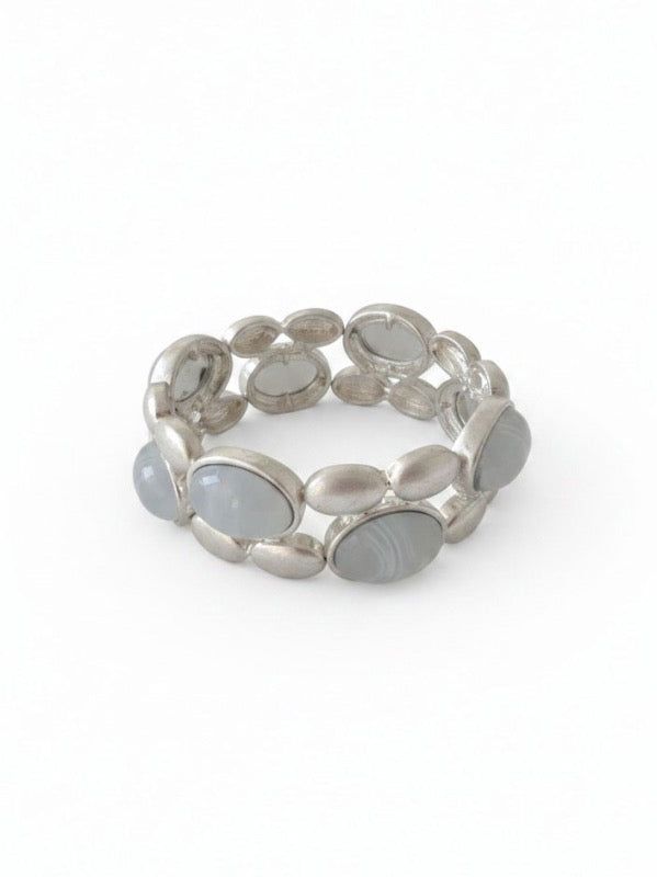VIVIC（ビビク）の「ANTIQUE GLAM LAYERED BANGLE（Accessories）」