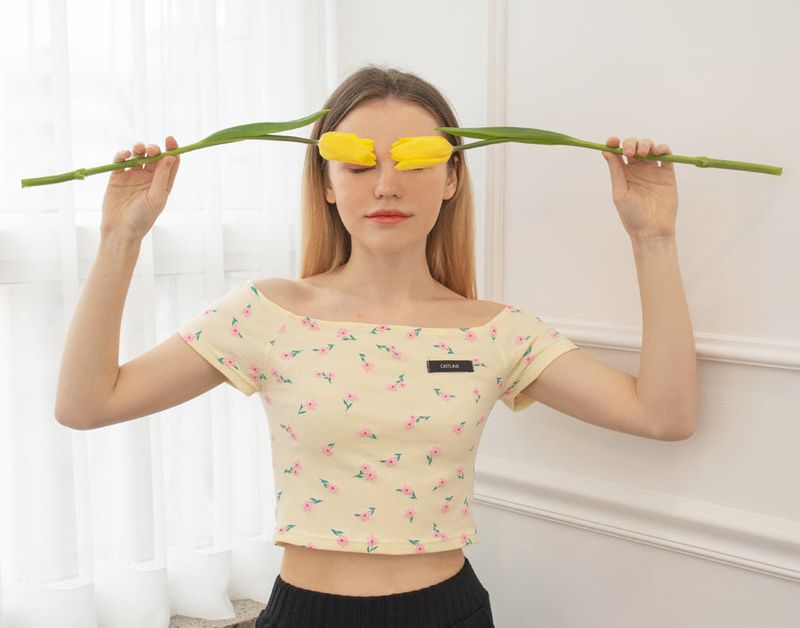 cattline(カトリーヌ)の「flower offshoulder t-shirt(Tops)」