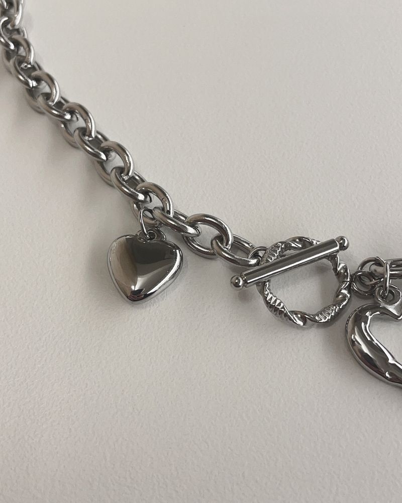 winkle heart toggle bar necklace