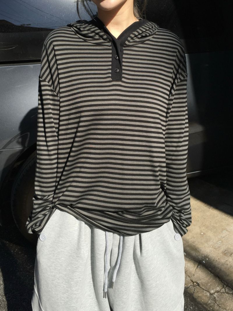 Slim Striped Henley Neck Hoodie (4c)