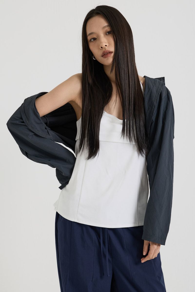 vadefy(ベイディフィー)の「Hooded Shrug, Charcoal(Tops)」
