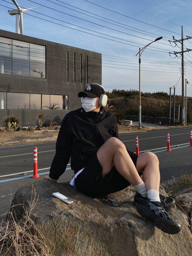 Run Field Windbreaker Hooded Zip-Up 6C
