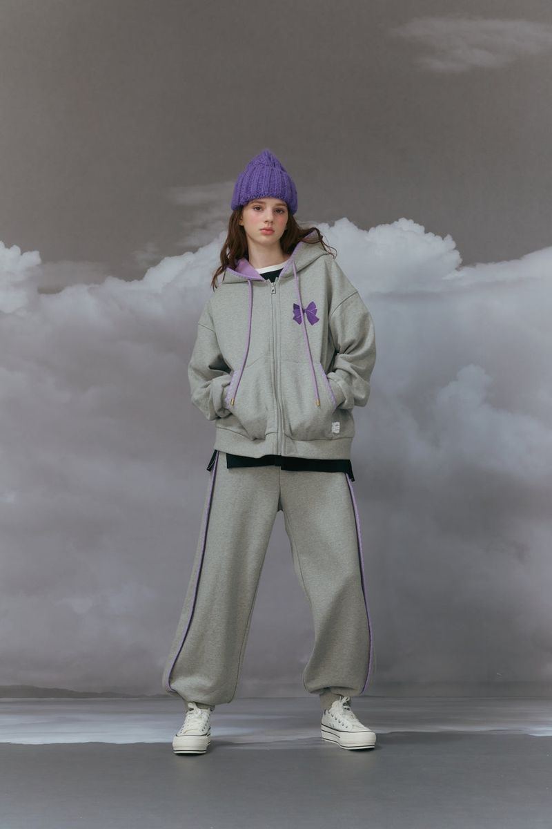 Embroidery pants