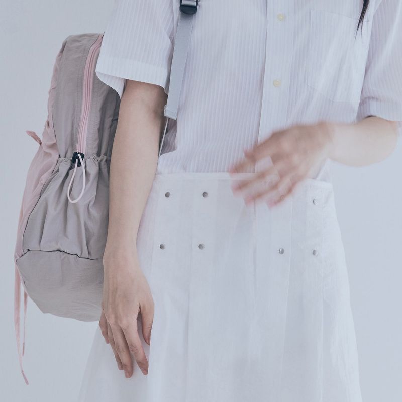sheer layered rivet pleats skirt (white)