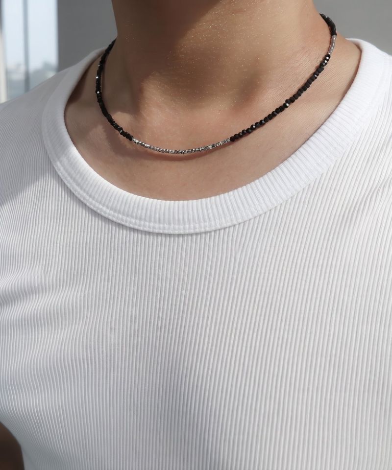 Men’s black beaded necklace_CLEF CHORD CHARM NEC