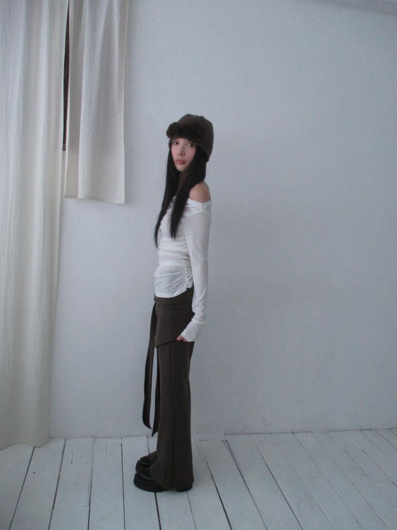 off-shoulder slit t