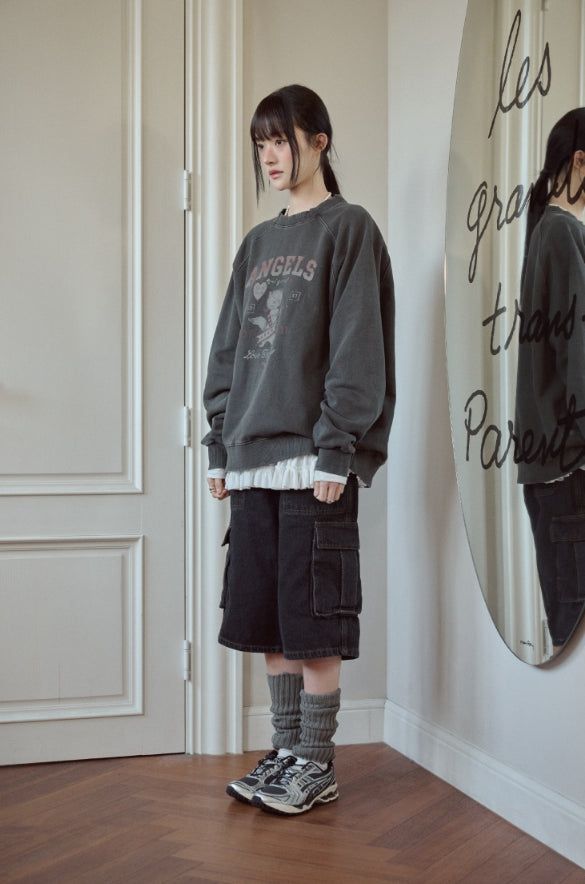 Cupid Cat Raglan Pigment Sweatshirt