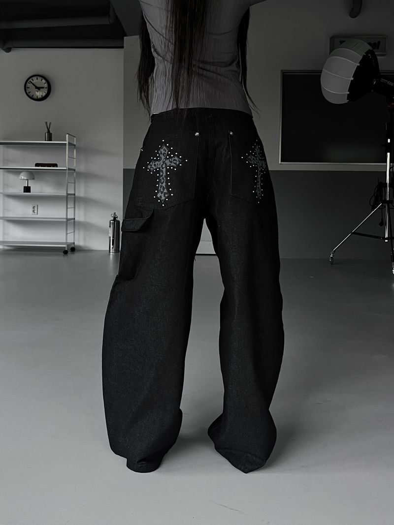 leopard cross stud balloon denim