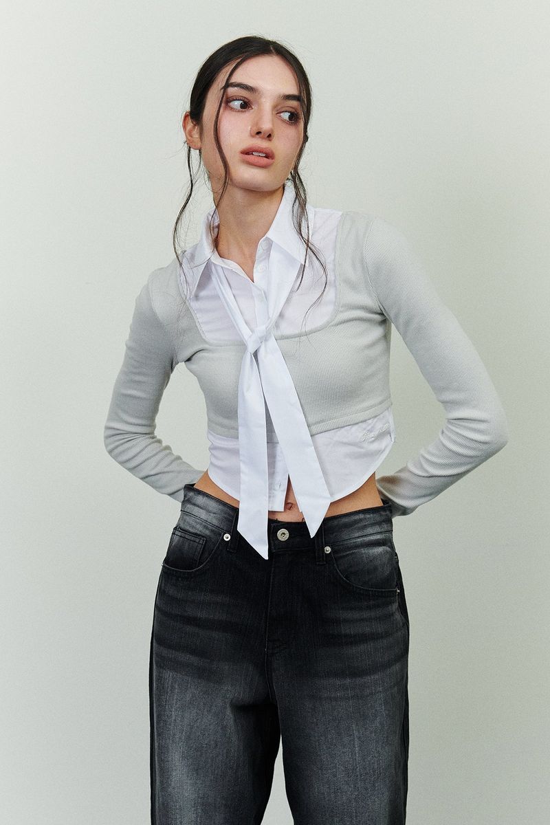 PAIN OR PLEASURE（ペインオアプレジャー）の「EVELYN SHIRT TOP light grey（Tops）」
