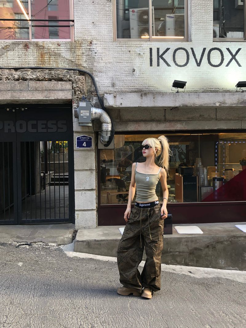 woody camo wide pants