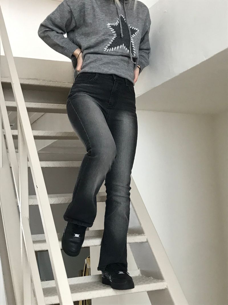 Memory boots-cut denim pants