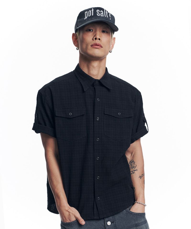 Texture Crop Roll-Up Check Short Sleeve Shirt - Black