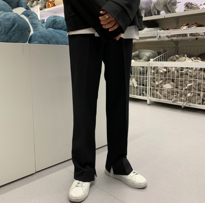 702 Eau de Slacks