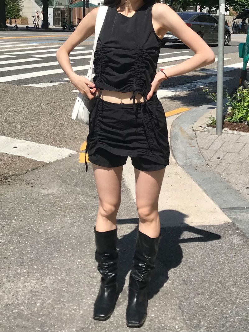 Lovech set up sleeveless