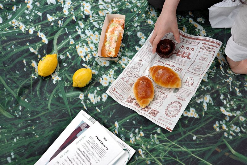 green bloom picnic mat