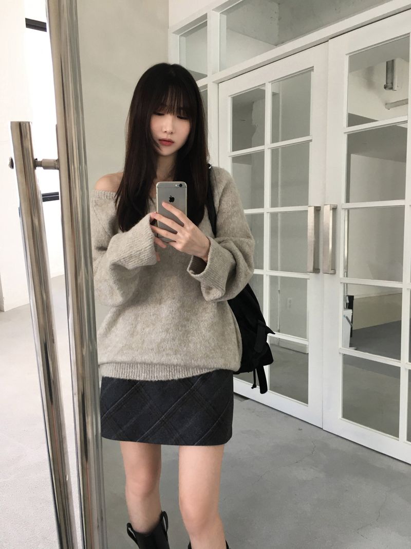 Kitten（キッテン）の「Benny Checkered Low-Rise Skirt (2 colors)（Skirts）」