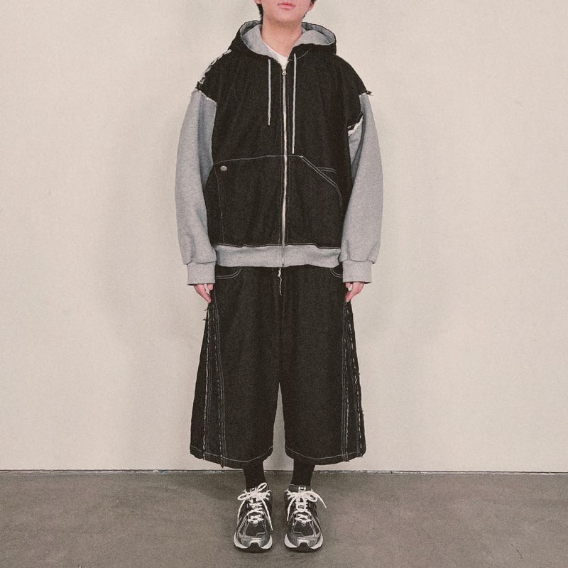 layered deconstructed denim capri shorts_black