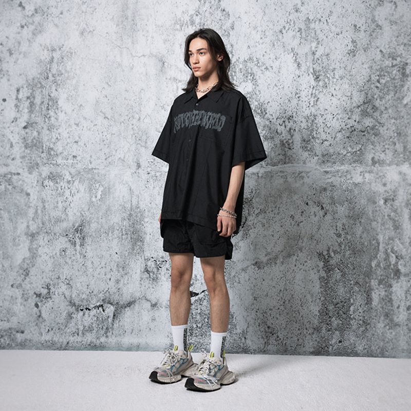 PEOPLEOFTHEWORLD(ピープルオブザワールド)の「low-edge short-sleeved shirt (BLACK)(Tops)」