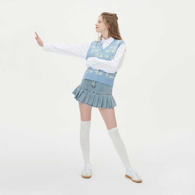 FLOWER JAQUARD KNIT VEST_SKY BLUE