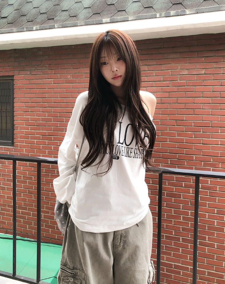 ULAN（ユレン）の「Kitten Lettering One-Shoulder String Sweatshirt（Tops）」