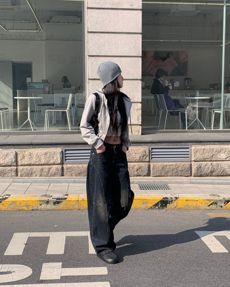 Crop hood zip jumper
