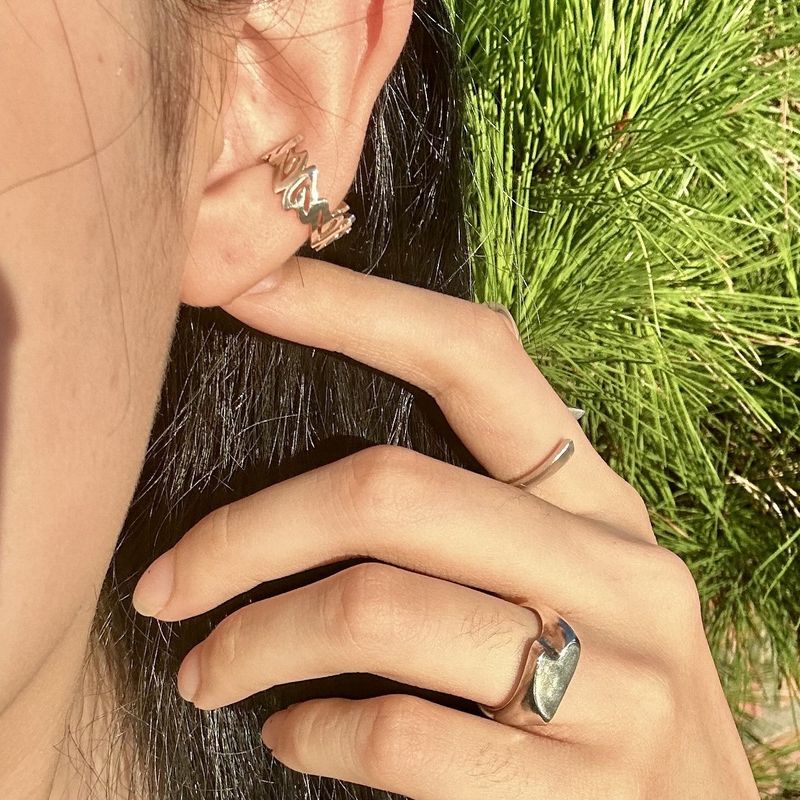 ear cuff 'OSL logo play'  {MADE}