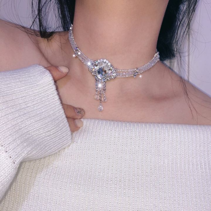 Elsa crystal choker