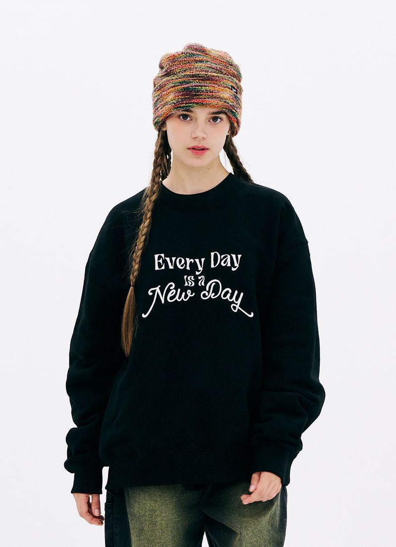 BSRABBIT(ビエスラビット)の「EMBROIDERY EVERY DAY CREWNECK(Tops)」