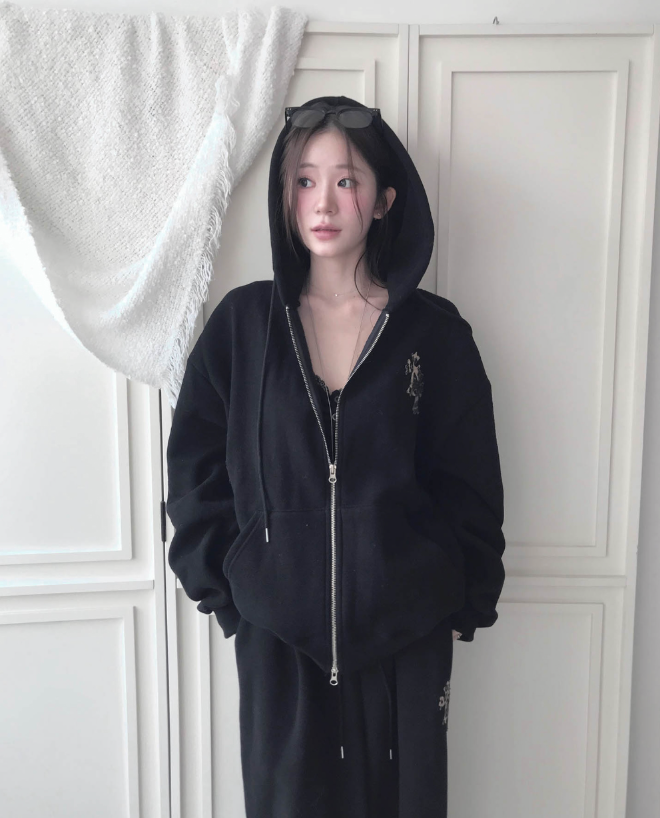 connect patch napping mens hoodie zip